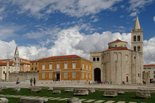V Zadru nad demografske težave z razpisom za nakup prvih stanovanj, a le za poročene