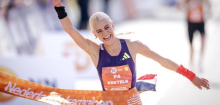 Wings for Life Run: Die beeindruckende Geschichte der Lauf-Stewardess Mikky Keetels