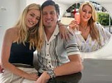 Vernon Kay and Tess Daly toasted the end of their marriage by sharing a bottle of champagne as it's revealed they are still living together in Buckinghamshire mansion