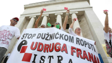 Udruga Franak: 'Građanima treba vratiti oko 700 milijuna eura za kredite u švicarcima'