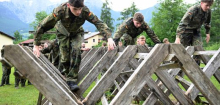 Bundeswehr veranstaltet immer mehr Feriencamps für Minderjährige