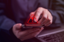 Ako dobijete ovu poruku na Whatsapp-u ne otvarajte je, jedan pogrešan klik i ostajate bez svega: MUP izdao upozorenje