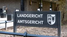 Raser-Unfall: Fehler bei Verkehrskontrolle: Geldstrafen für Polizisten