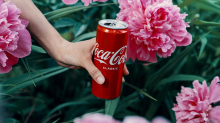 Unerwartete Wirkung: Wie sich Cola als wahres Wundermittel im Garten einsetzen lässt