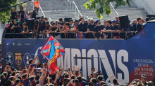 Spanischer Fußball-Meister: Party mit Pizza: Barça feiert 29. Liga-Titel mit Parade
