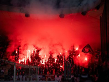 Viole nedopustno dejanje, s katerim so ogrožale igralce, zagovarjajo