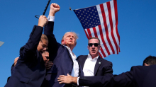 Misstrauen in Regierung: Viele Amerikaner halten Attentatsversuche auf Trump für Fake