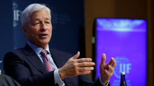Jamie Dimon: Ali bo svet čez 30 let še svoboden?