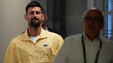 NOVAK ĐOKOVIĆ GLEDA I NE VERUJE! Legenda grmi zbog onoga što je Srbin pričao pre 
