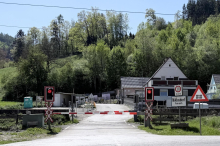 Bahnübergänge in Niklasdorf: Erhaltungsarbeiten machen Sperren notwendig