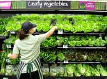 Aussies stunned by Woolworths' multi-step hiring process for supermarket workers