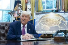 Protiraketni ščit, ki ga predlaga Trump, naj bi stal 1200 milijard dolarjev