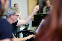 Voices of Spirit: Vocalforum erweckt Nordlichter mit Gesang zum Leben