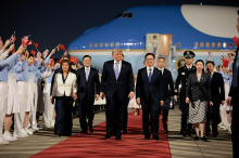 Trump v družbi Elona Muska prispel na Kitajsko