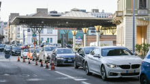Italia-Svizzera, lite sui frontalieri. Il Canton Ticino vuole bloccare i ristorni verso l’Italia