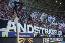 Das Bundesliga-Finale: „Dubl auf der Gugl“? Die Wiederauferstehung der Stahlstadt als Fußball-Hauptstadt 