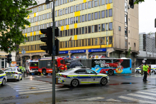 Ljubljanski mestni avtobus naj bi do smrti povozil mlajšo žensko
