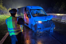 Vollsperre auf A2 Südautobahn: Sprinter verursacht Auffahrunfall