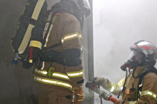 Kellerbrand in Graz: Feuerwehr brachte 20 Bewohner durch dichten Rauch in Sicherheit