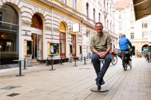 Stadtbummel: Feinkost Mild feiert als „gallisches Dorf“ im Grazer Zentrum den 70er