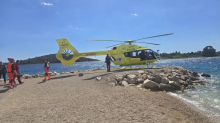 VIDEO Starijoj ženi pozlilo na Šolti, po nju došao helikopter: 'Hitno su je prebacili u bolnicu'