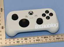 Nenavaden Microsoftov igralni plošček za Xbox kmalu med nami?