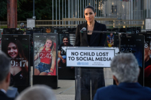 Emotionaler Besuch in der Schweiz: Herzogin Meghan eröffnete Ausstellung für Opfer von Social Media