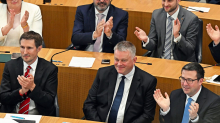 Antrittsrede: Schnieder will Verlässlichkeit in unsicheren Zeiten bieten