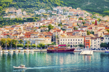 Urlaubsort in Kroatien: Seit Tagen strömen Fäkalien in den Hafen