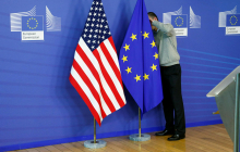 V EU-ju sprejeli dogovor o odpravi carin na uvoz industrijskega blaga iz ZDA