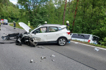 Unfall mit drei Fahrzeugen in Weinitzen: Polizei sucht Zeugen