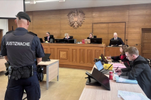 Anschlag mit Benzin: „Nicht bewegen, jetzt werdet ihr sterben“ 