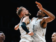 Sekuliću prvi dvoboj z Žakljem, Partizan prek Zvezde gladko v finale