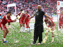 Bayern v boj za trojno krono