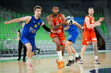 Cedevita Olimpija že v finalu, pravkar Krka - Perspektiva Ilirija 49:43 (polčas)