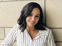 I escaped the NXIVM sex cult after being brainwashed: This is how people are manipulating you into joining groups without you realising... from your yoga class to turning vegan