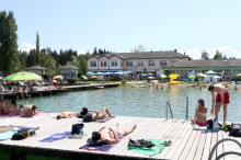 Schwerer Badeunfall am Längsee: Schwimmer ging plötzlich unter