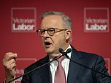 Labor sounds the alarm over One Nation surge as party begs supporters for $27 donations