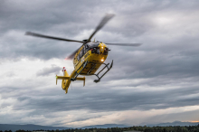 Aus zehn Metern Höhe: Paragleiter-Pilot stürzt in Kärnten ab  