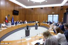 Odbor potrdil predlog o dnevu spomina na žrtve komunističnega nasilja in za pokop na Žalah