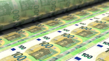 100.000 Euro: Lohnt es sich mit 50 Jahren noch, viel Geld anzulegen?