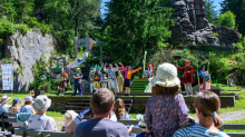 Kultur unter freiem Himmel: Sommertheater locken mit Klassikern und neuen Orten
