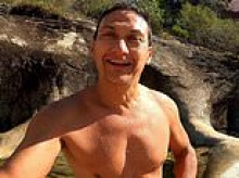 Details revealed about the child sex claims against Dezi Freeman - as new video reveals the moment he was first arrested over paedophile allegations... and his enraged reaction