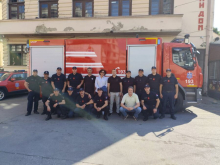 KRAGUJEVAČKI VATROGASCI DOBILI NOVU AUTOCISTERNU: MUP uručio moderno vozilo kapaciteta 7.000 litara! (FOTO)