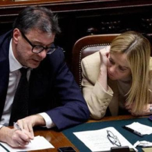 Bruxelles pronta a dire no alla deroga per l’energia. Il governo cambia il Pnrr