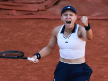 Veliko presenečenje v Parizu, izpadla Jelena Ribakina