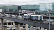 Technische Anpassungen nötig: Skyline-Bahn am Flughafen Frankfurt fällt wochenlang aus