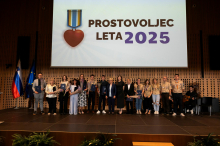 Na podelitvi priznanj naj prostovoljcem osrednja nagrada Zvezi tabornikov Slovenije