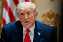 Trump blizu odločitve o dogovoru z Iranom