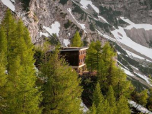 Kranjska koča na Ledinah zaradi prenove ostaja zaprta tudi letos